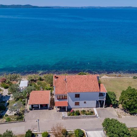 Family Friendly Seaside Apartments Kozino, Zadar - 5756 Petrcane Buitenkant foto