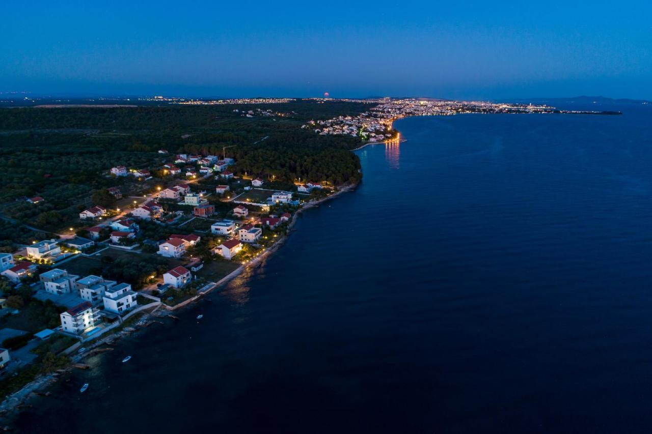 Family Friendly Seaside Apartments Kozino, Zadar - 5756 Petrcane Buitenkant foto
